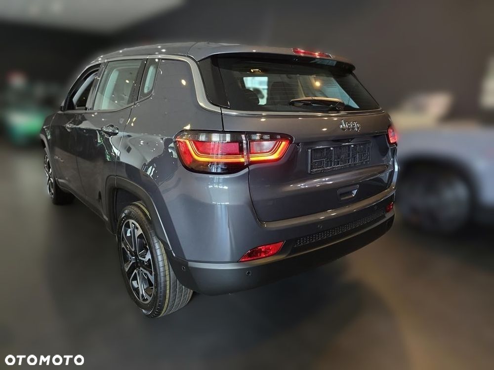 Jeep Compass - 6