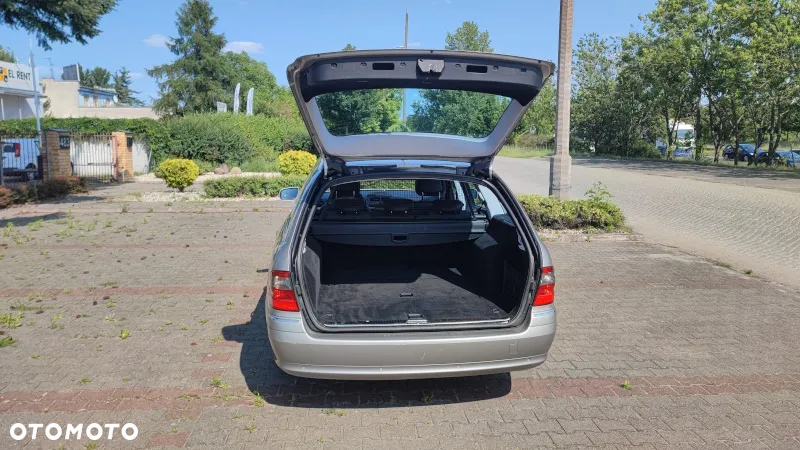Mercedes-Benz Klasa E 200 T Kompressor Automatik Elegance - 9