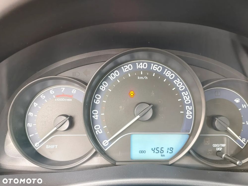 Toyota Auris 1.33 VVT-i Active - 11