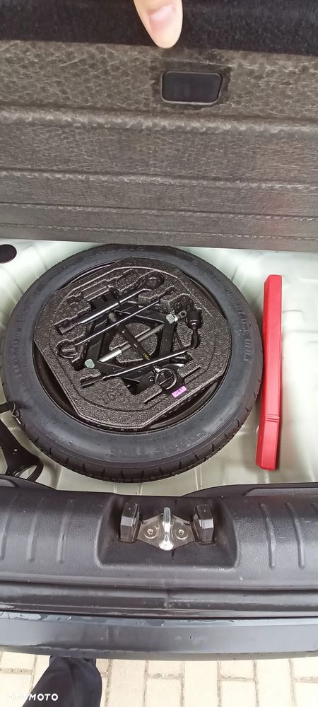 Kia Stonic 1.0 T-GDI L Business Line - 6