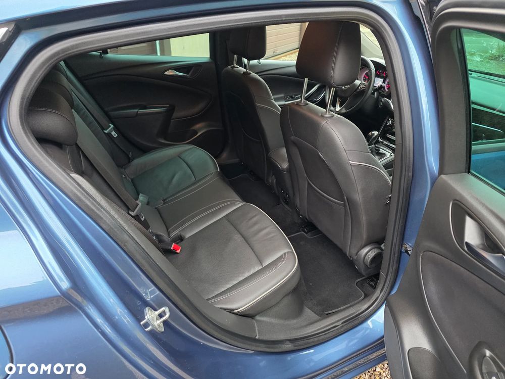 Opel Astra 1.6 D Start/Stop Innovation - 12