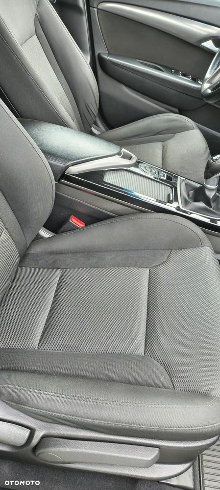 Hyundai i40 1.7 CRDi BlueDrive Premium - 27