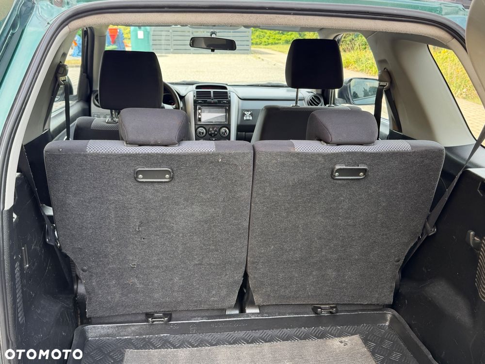 Suzuki Grand Vitara 1.9 DDiS Comfort - 16