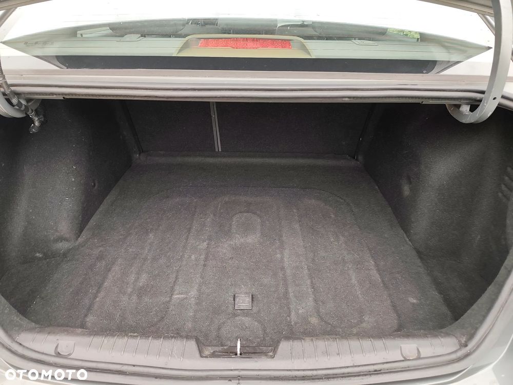 Chevrolet Cruze 1.6 - 13