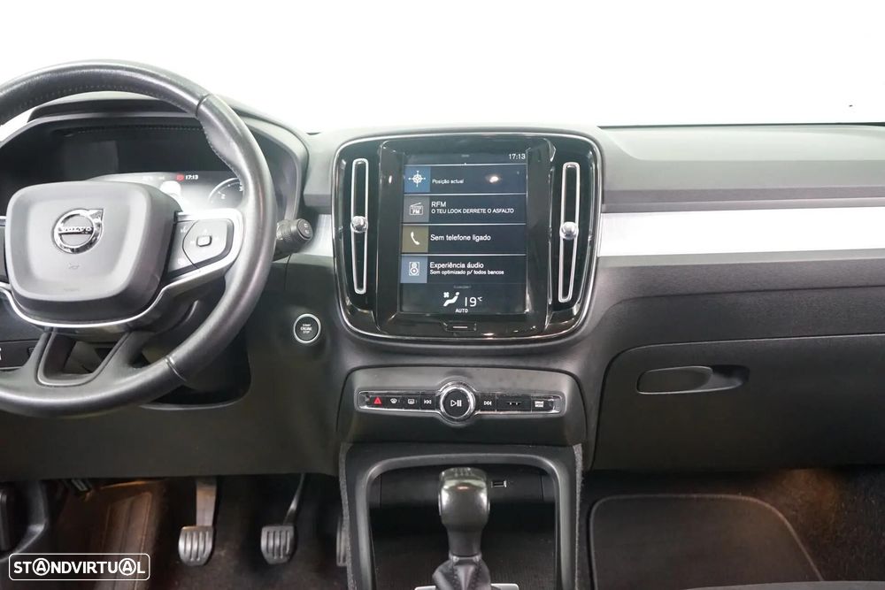 Volvo XC 40 2.0 D3 Momentum - 26