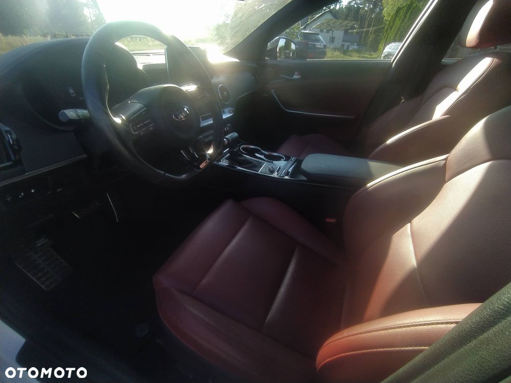 Kia Stinger 2.0 T-GDI GT Line - 14