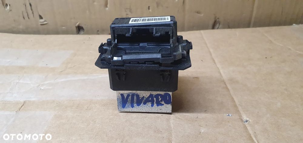 Rezystor opornik dmuchawy Opel Vivaro B Trafic III T1031332X-A - 2
