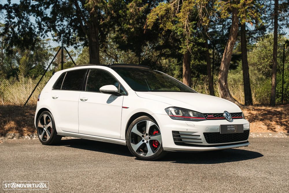 VW Golf 2.0 TSi GTi DSG Performance - 2
