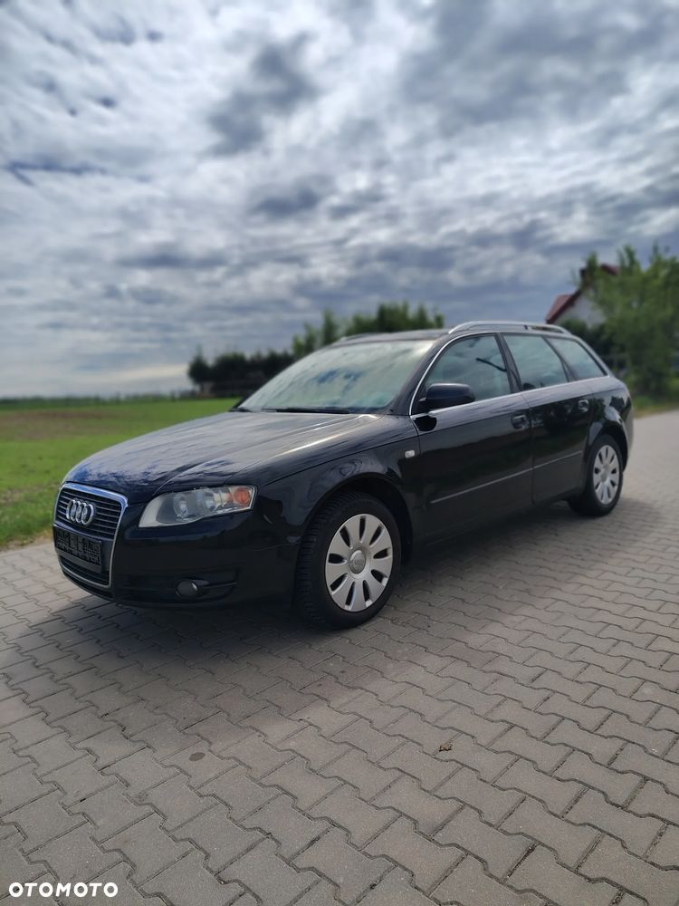 Audi A4 Avant - 1