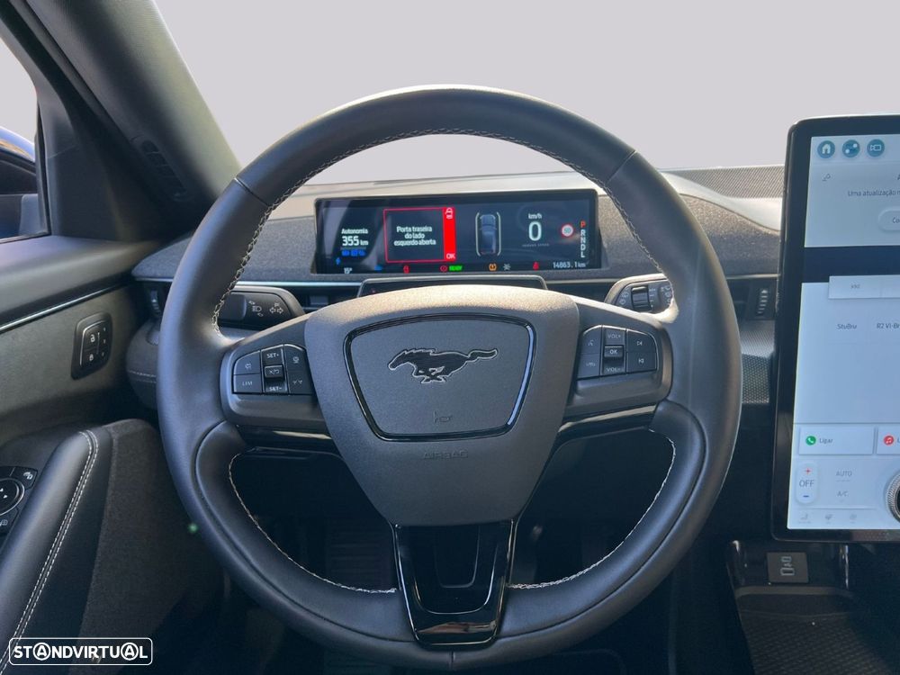 Ford Mustang Mach-E GT AWD - 21