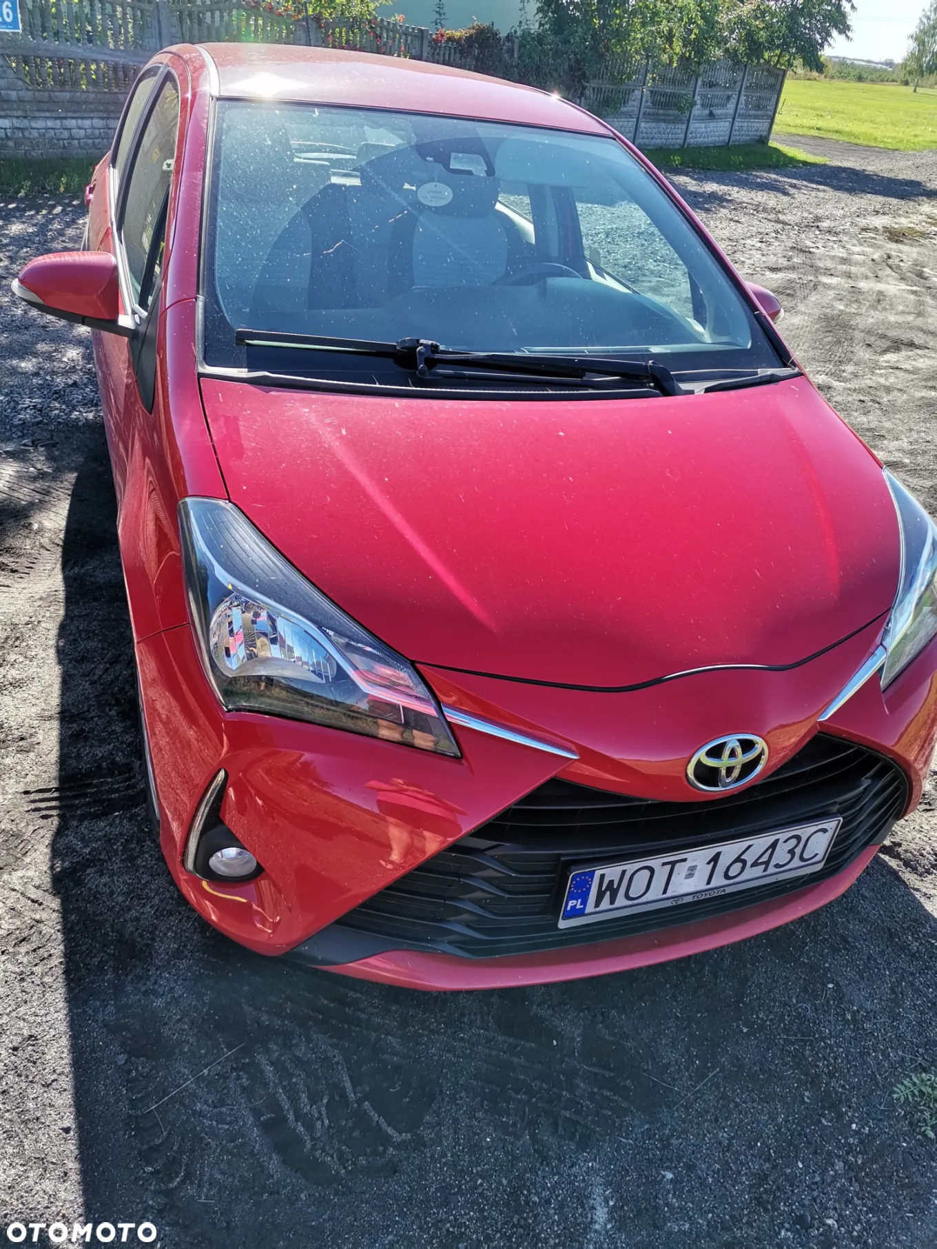 Toyota Yaris 1.5 Premium - 4