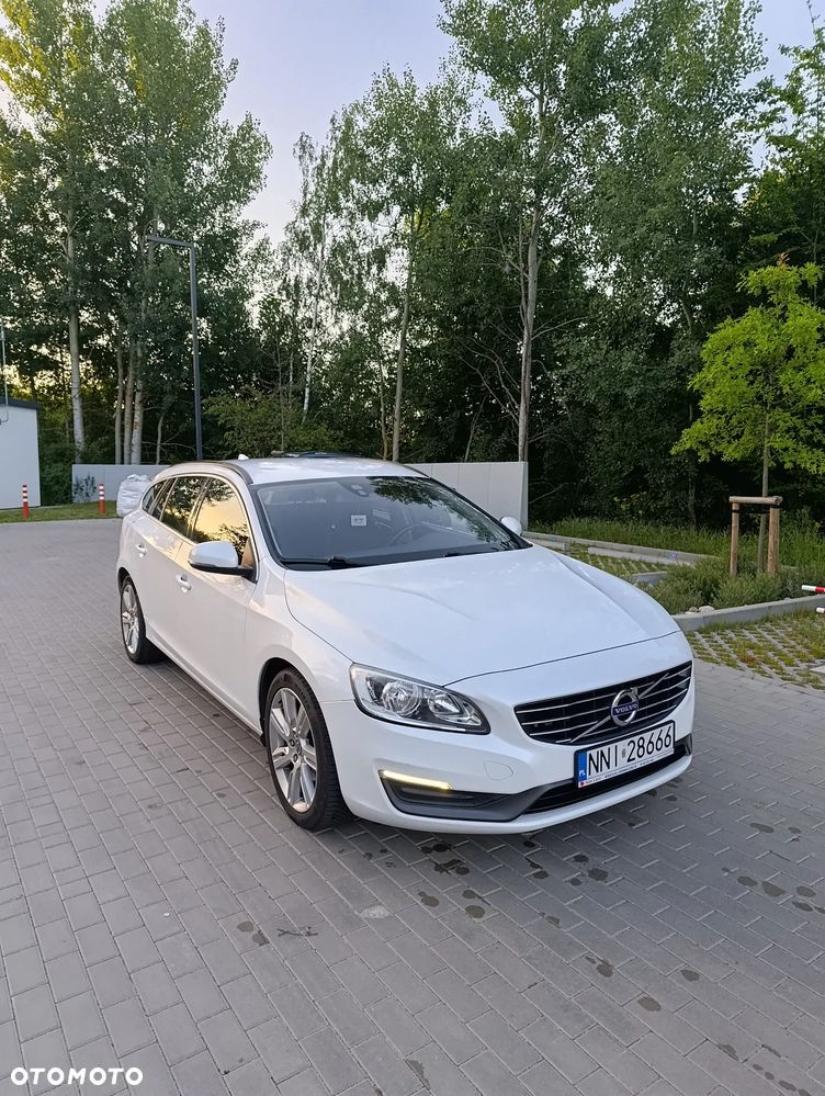 Volvo V60 D4 Kinetic - 3