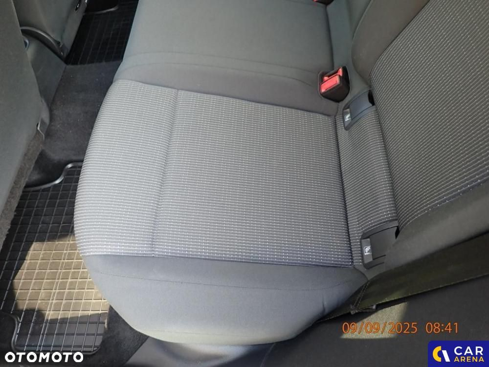 Volkswagen Golf - 18