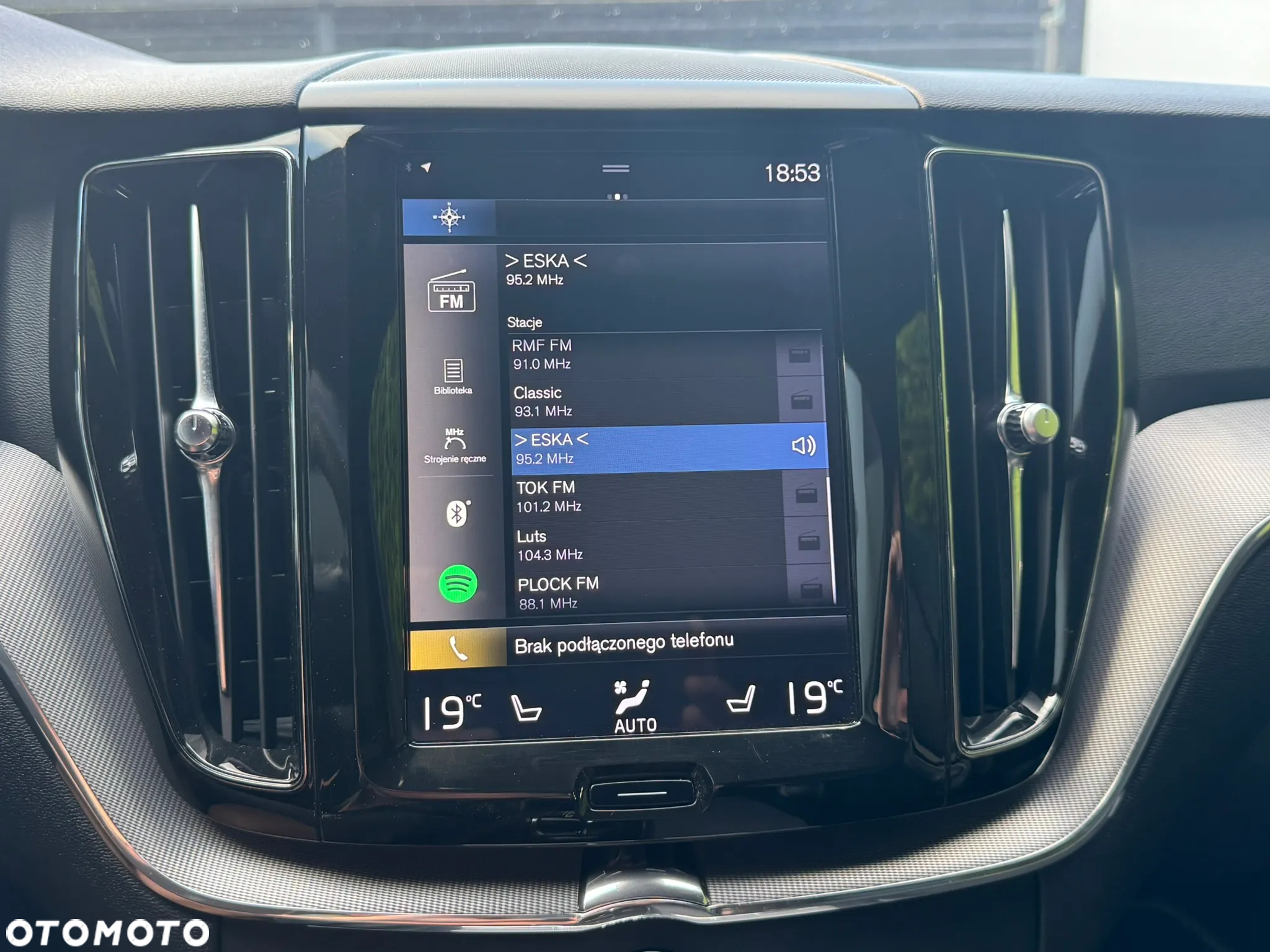 Volvo XC 60 D4 AWD R-Design - 30