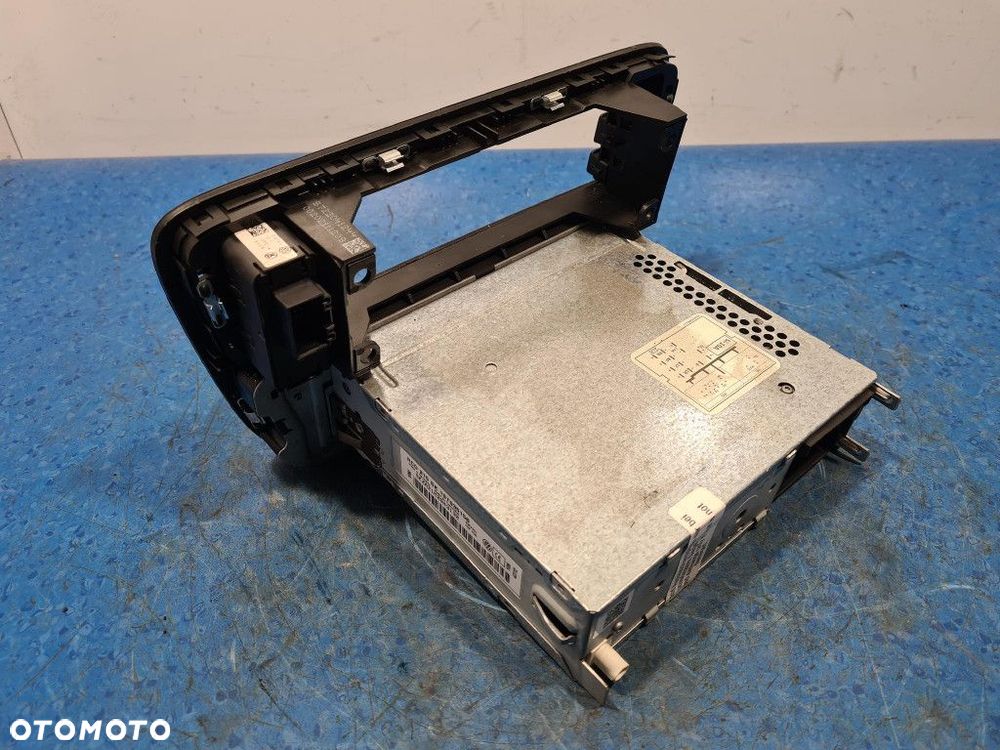 SKODA CITYGO RADIO 1ST035156 LH5X CHYA - 4