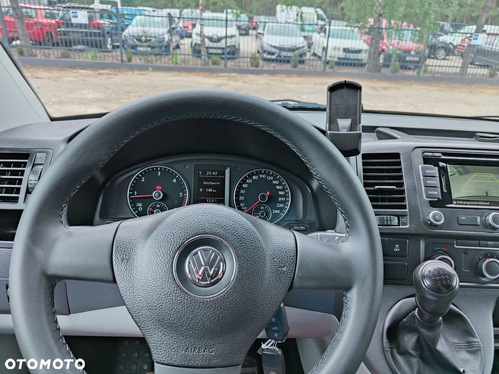 Volkswagen Transporter - 14