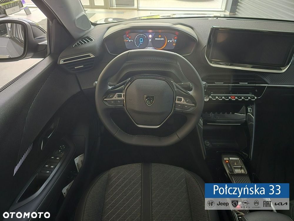 Peugeot 208 - 19
