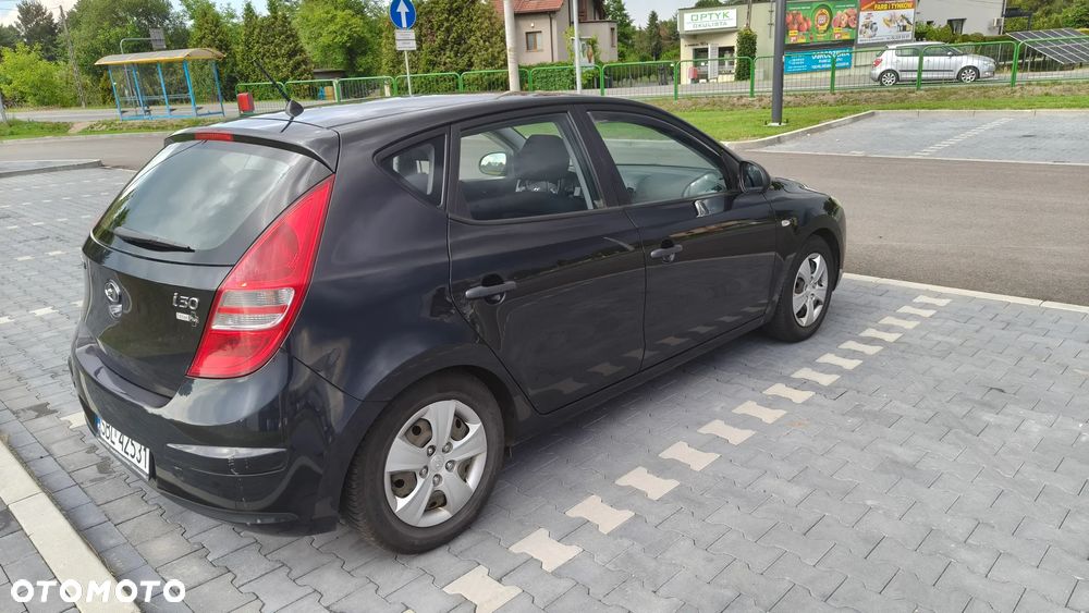 Hyundai i30 1.4 Classic + - 4