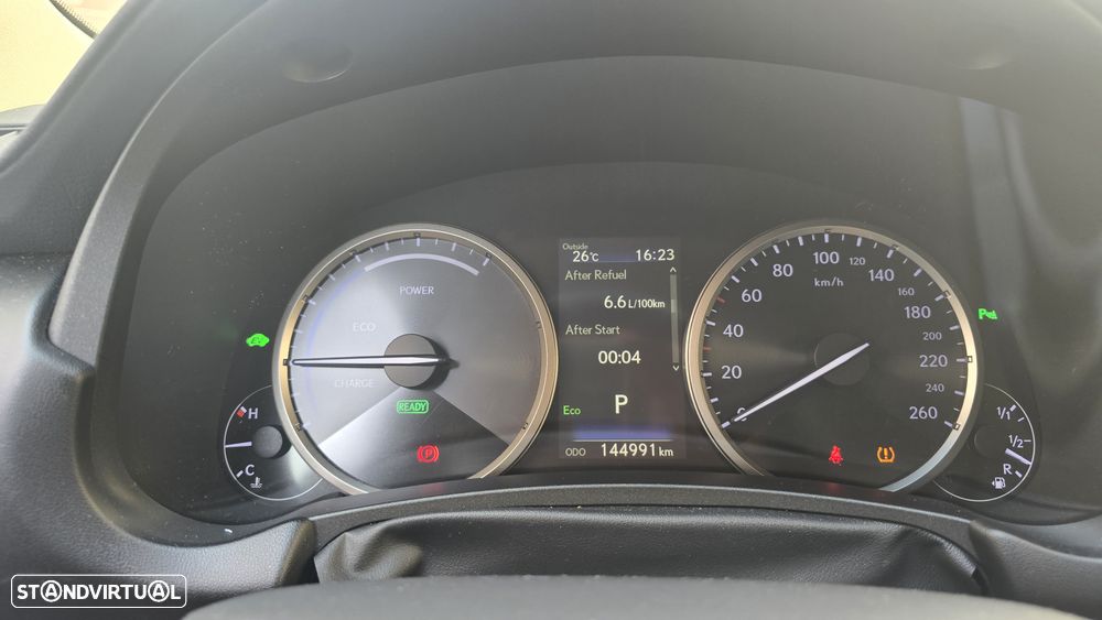 Lexus NX 300h Executive+ - 30