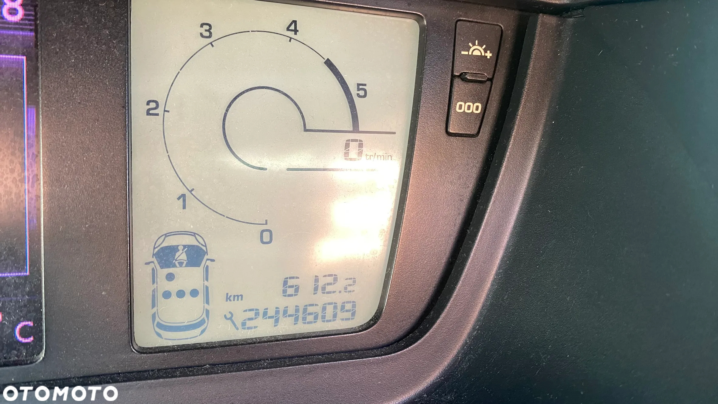 Citroën C4 Picasso - 9