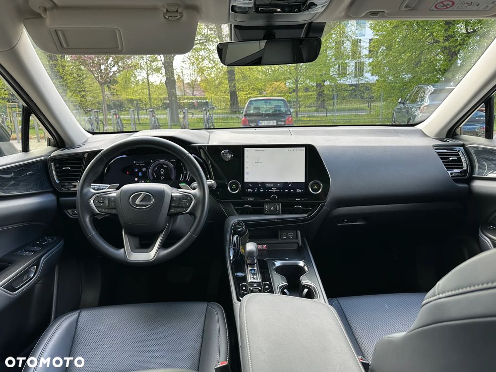 Lexus NX 350h Prestige 2WD - 13