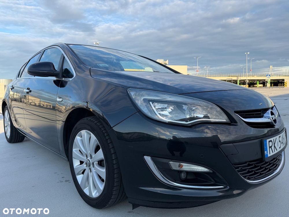 Opel Astra 1.4 T Cosmo - 4