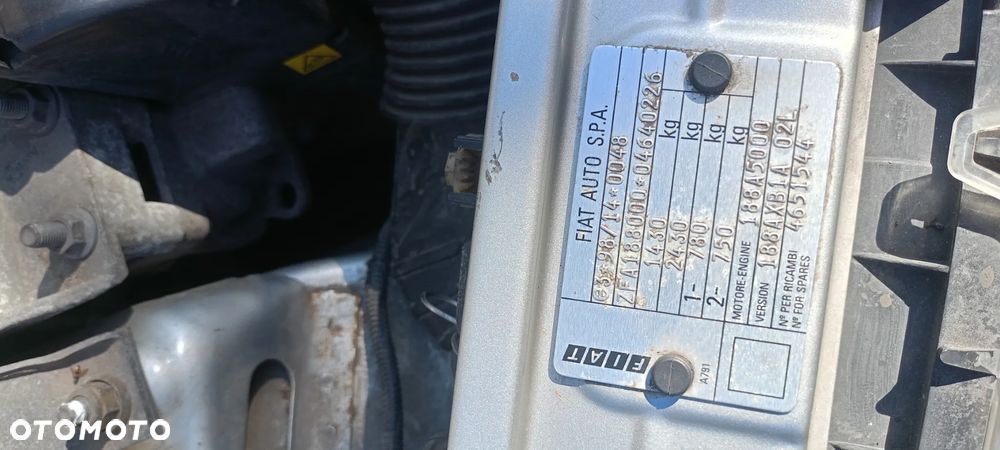 Fiat Punto 1.2 16V Dynamic - 22
