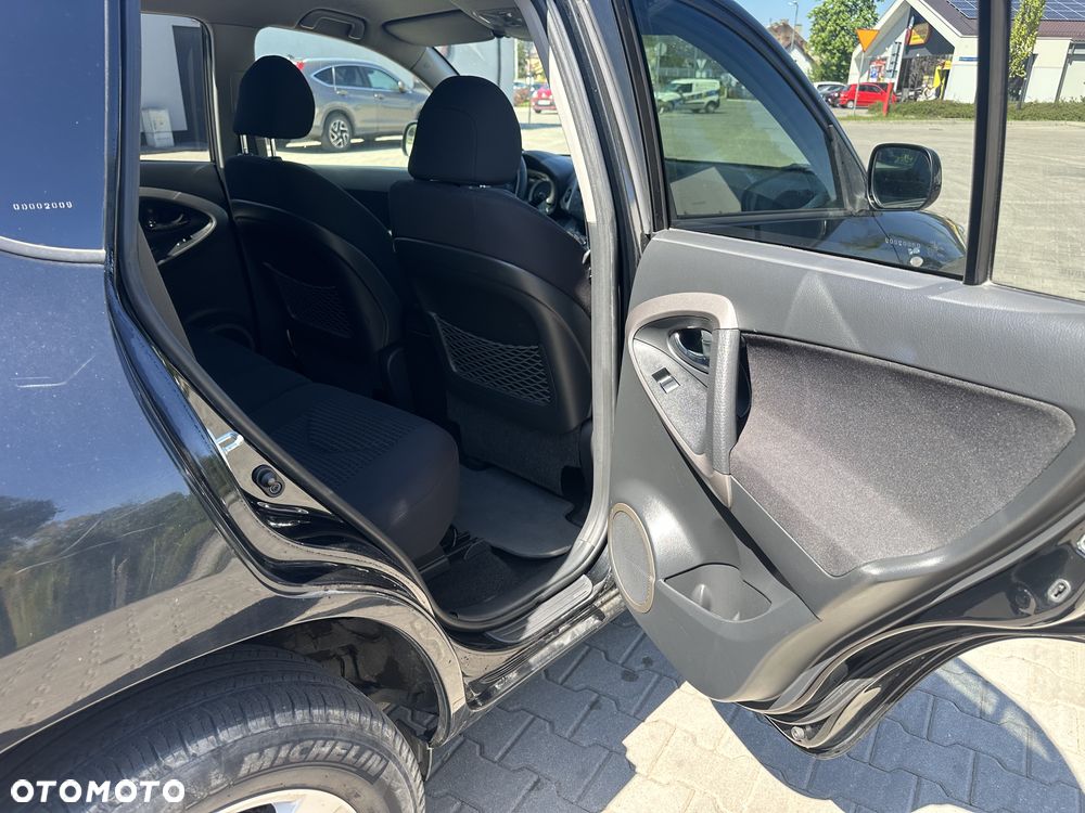 Toyota RAV4 2.2 D-4D 4x2 - 4