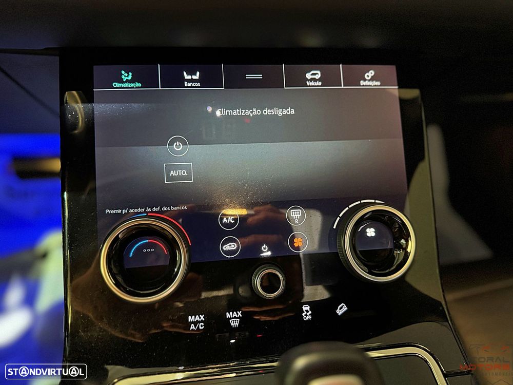 Land Rover Range Rover Evoque P300e R-Dynamic HSE - 31