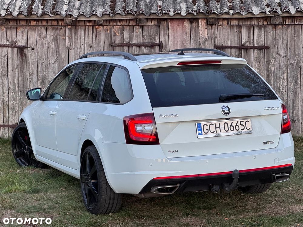 Skoda Octavia 2.0 TDI 4x4 DSG RS - 14
