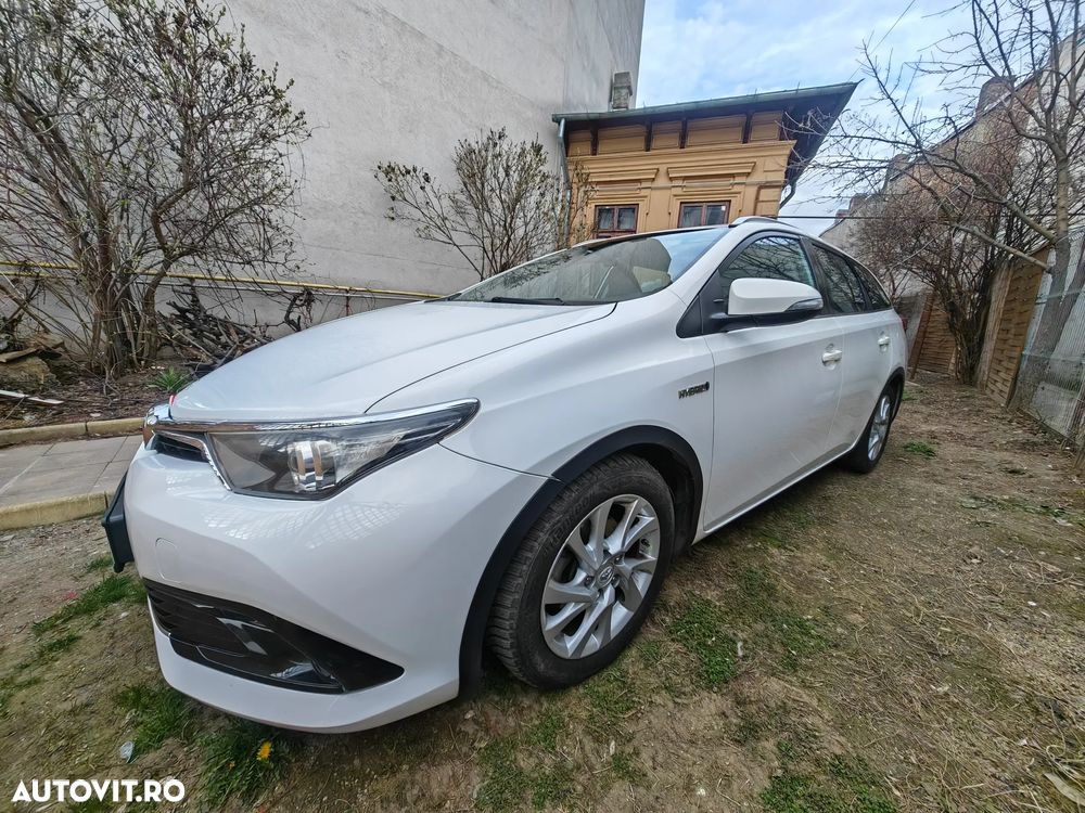 Toyota Auris - 5