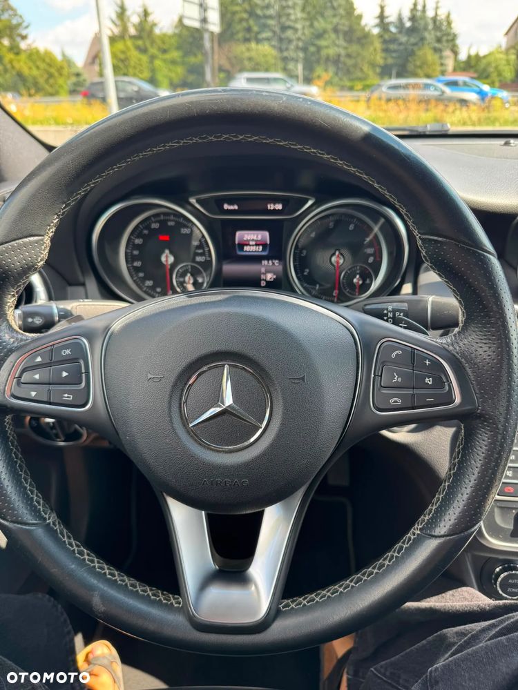 Mercedes-Benz CLA 250 7G-DCT - 9