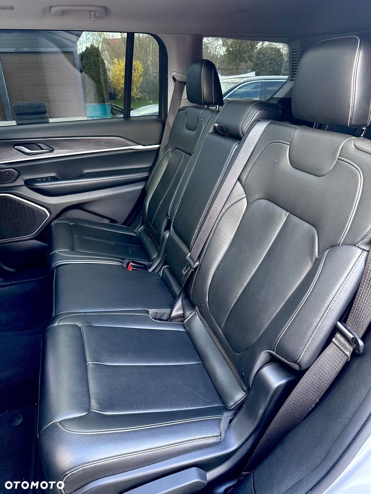 Jeep Grand Cherokee - 20