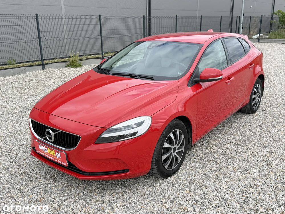 Volvo V40 T3 Drive-E Momentum - 3