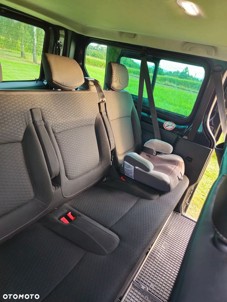 Opel Vivaro - 19