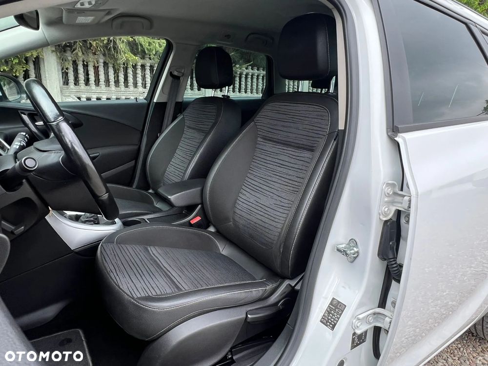 Opel Astra 1.4 Turbo - 22