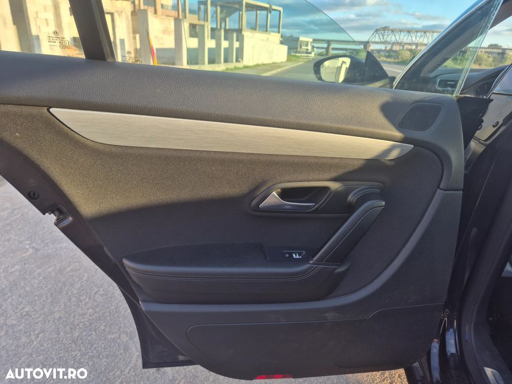 Volkswagen Passat CC 2.0 TDI BlueMotion Technology DSG - 15