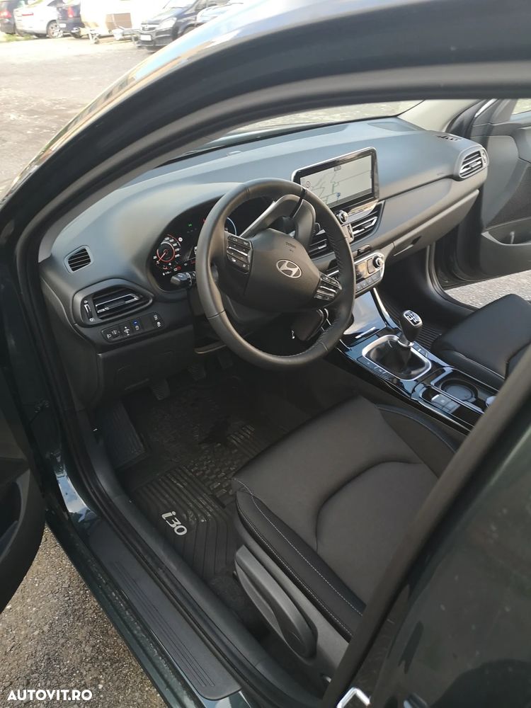 Hyundai i30 1.5 96CP M/T Highway - 2