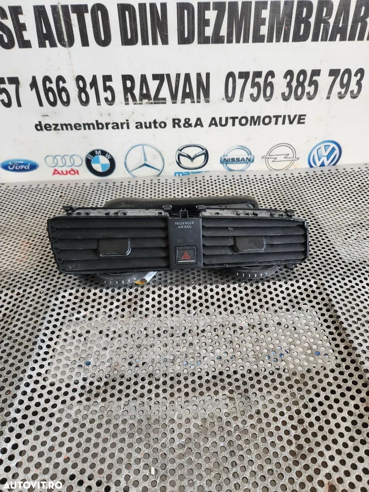 Grile Grila Ventilatie Centrala Bord Vw Golf 7 VII Cod 5GG - 1