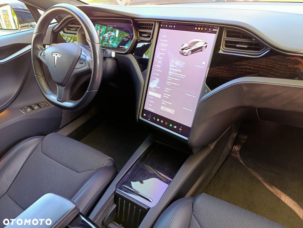 Tesla Model S Long Range Plus - 21