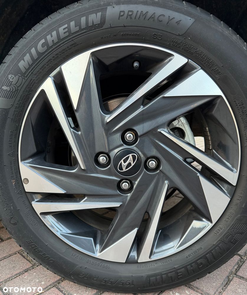 Hyundai Bayon 1.0 T-GDI Connect & Go - 21