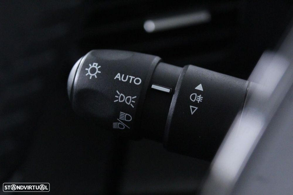 Peugeot 208 1.2 PureTech Active - 24