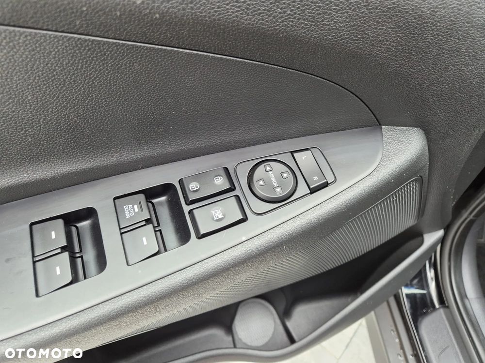 Hyundai Tucson 1.6 GDi 2WD Trend - 27