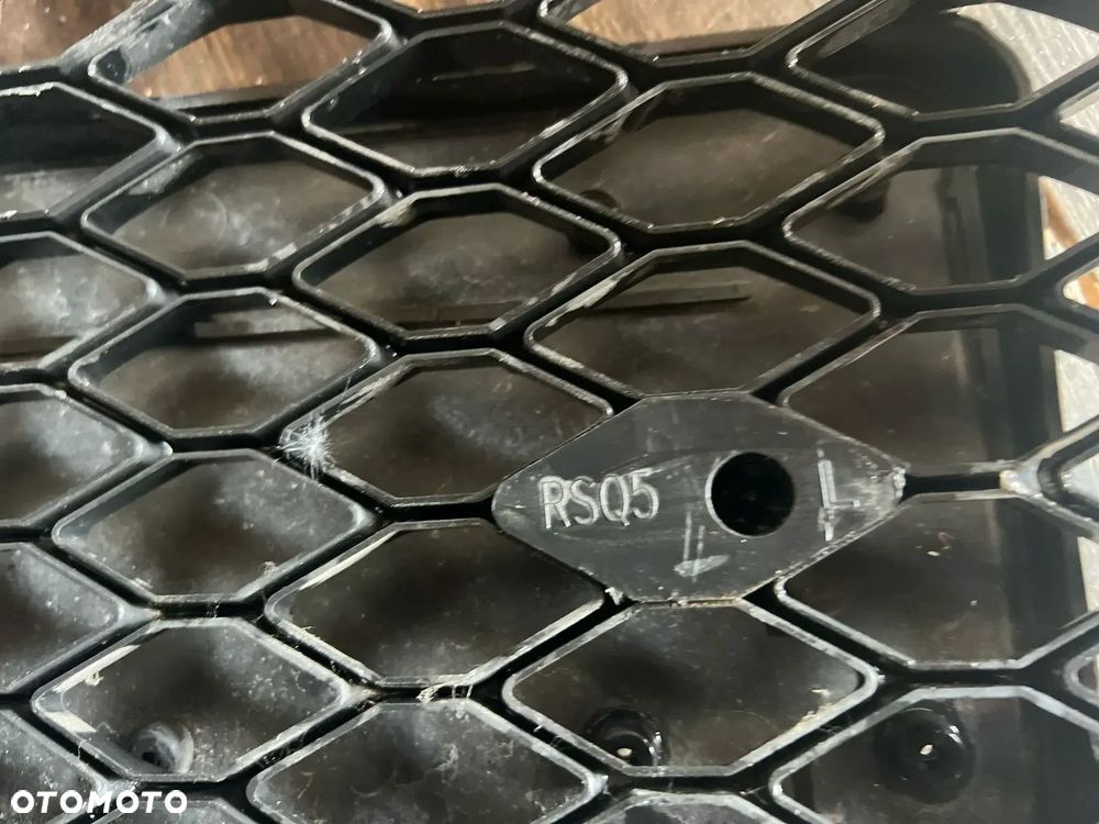 Grill atrapa Audi Q5 RSQ5 Oryginał - 2