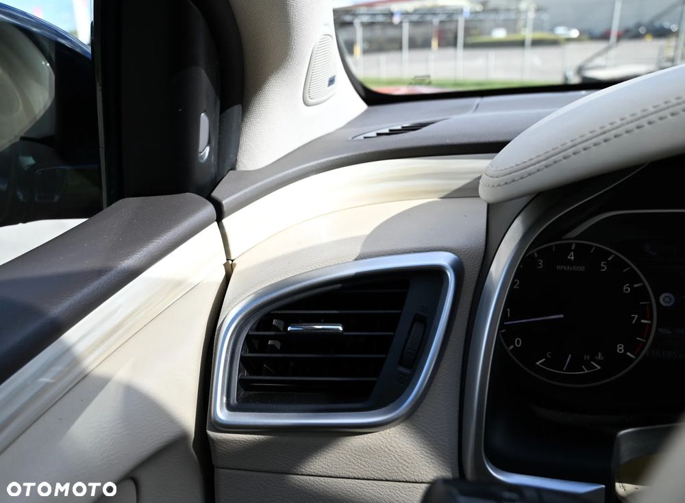 Nissan Murano - 28