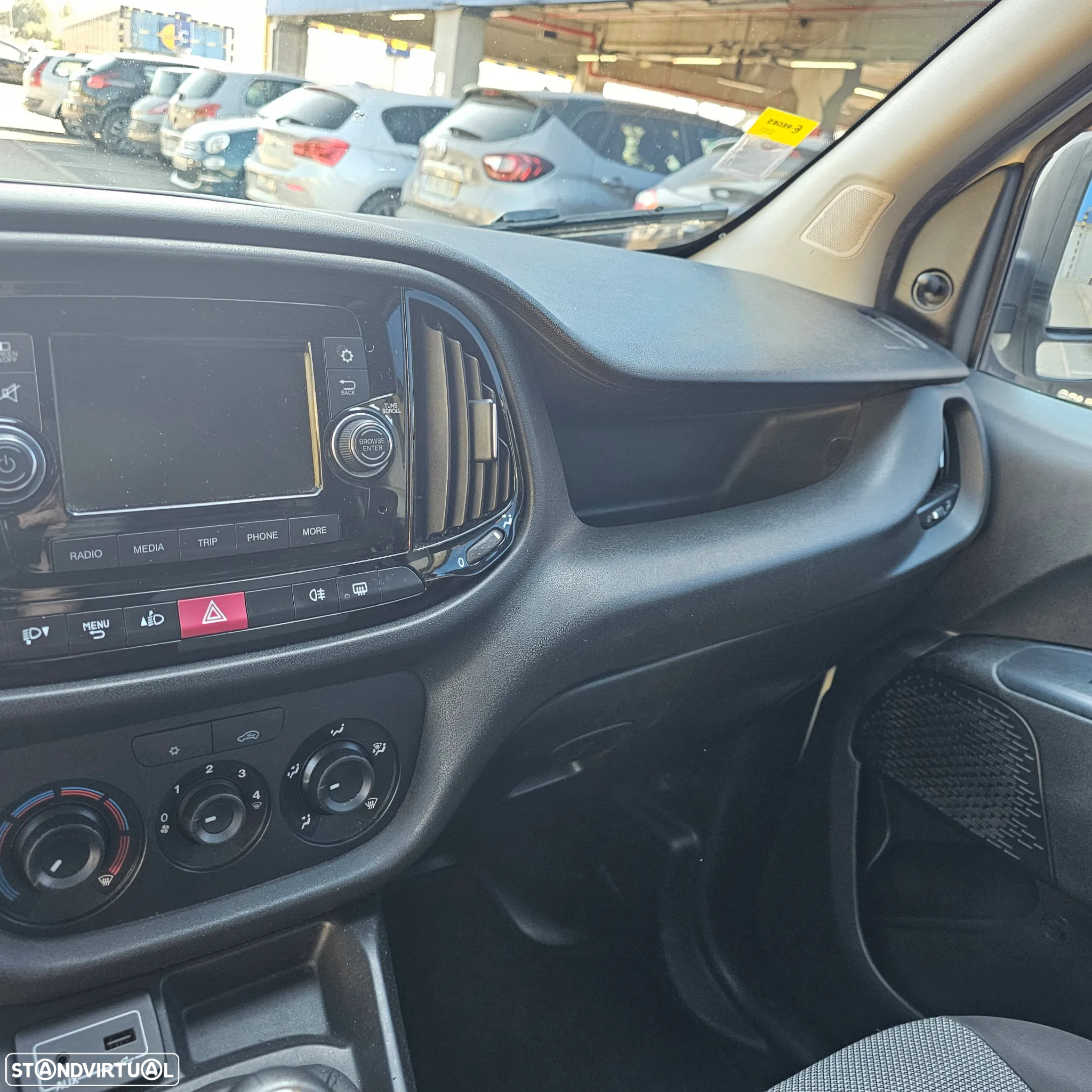 Fiat Doblo - 11