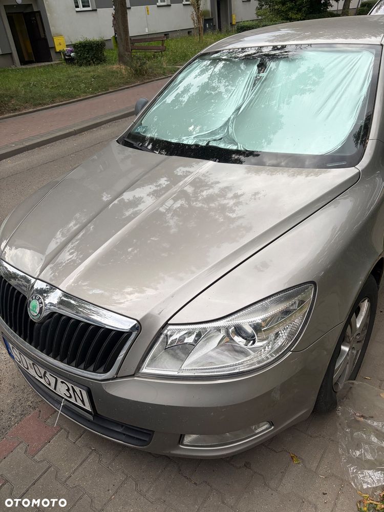 Skoda Octavia 1.4 TSI Ambiente - 2