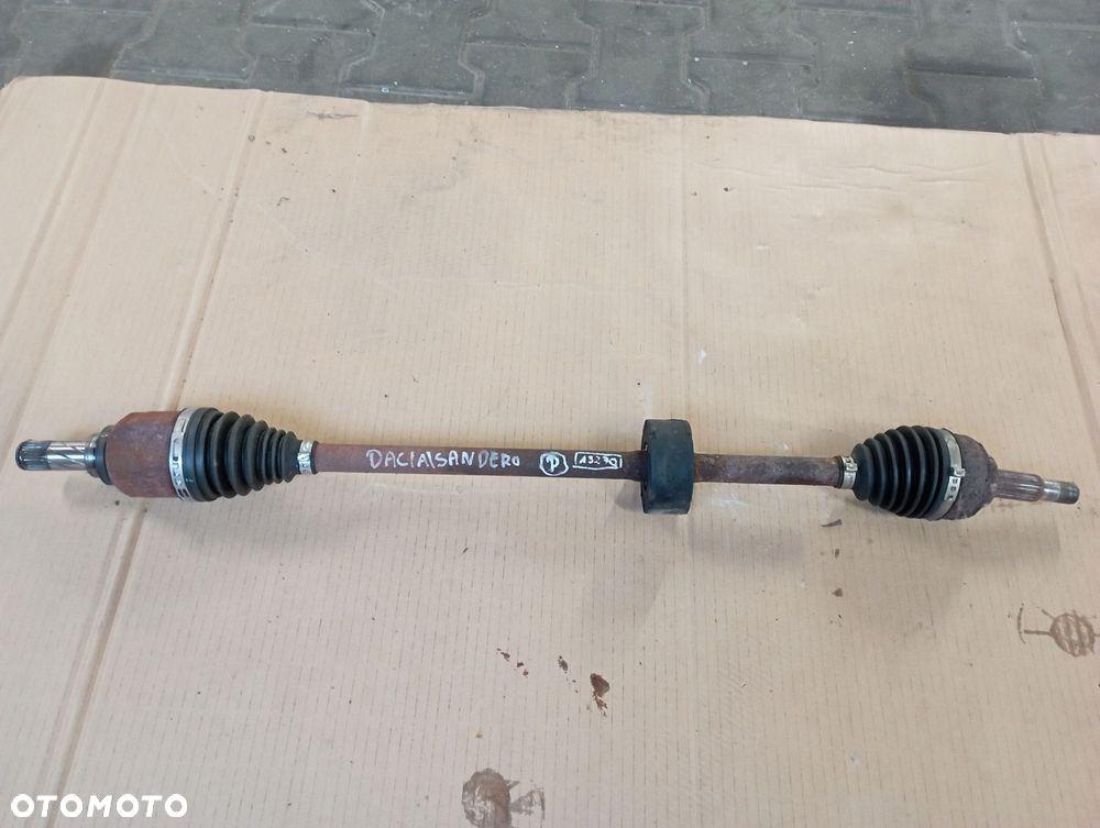 DACIA SANDERO II 2 PÓŁOŚ PRAWA DŁUGA - 1