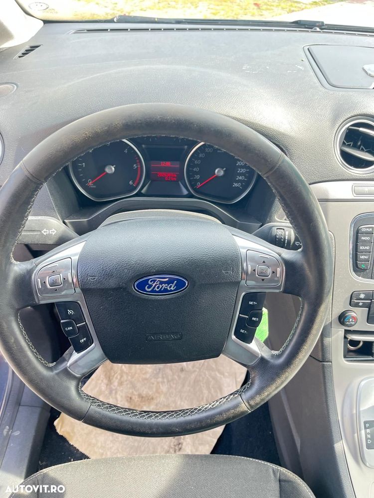 Ford Galaxy 2.0 TDCi DPF Aut. Trend - 2