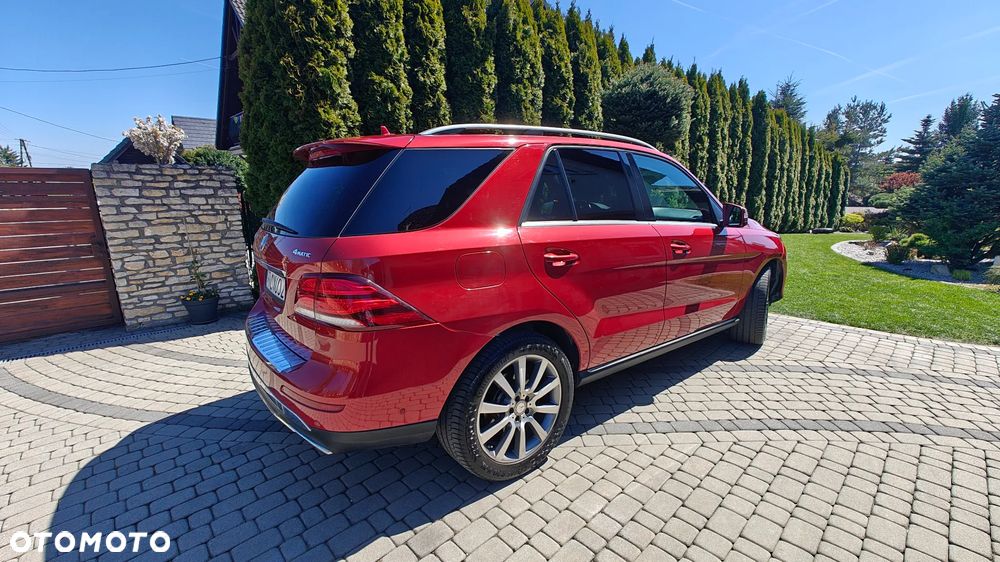 Mercedes-Benz GLE - 1